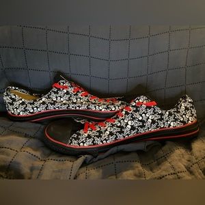 Skeleton Converse Custom size 17 worn once